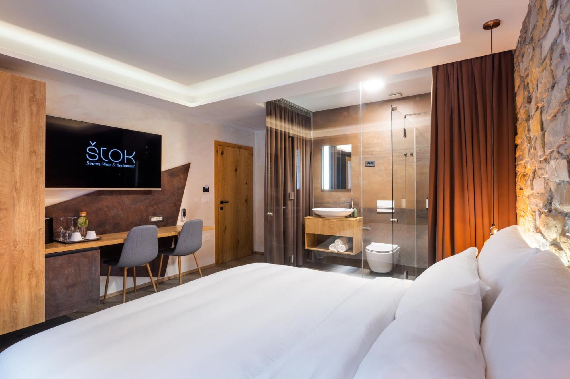 Stok - Rooms, Wine & Restaurant - Marezige, コペル エクステリア 写真